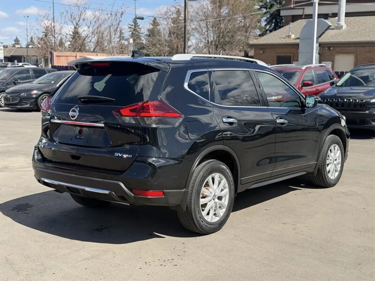 Nissan Rogue снимка Nissan Rogue