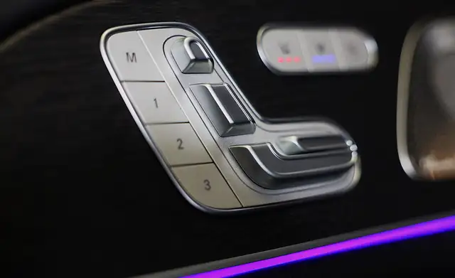 Mercedes-Benz GLE view 7