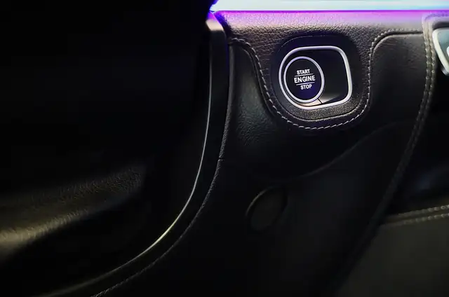 Mercedes-Benz GLE view 29