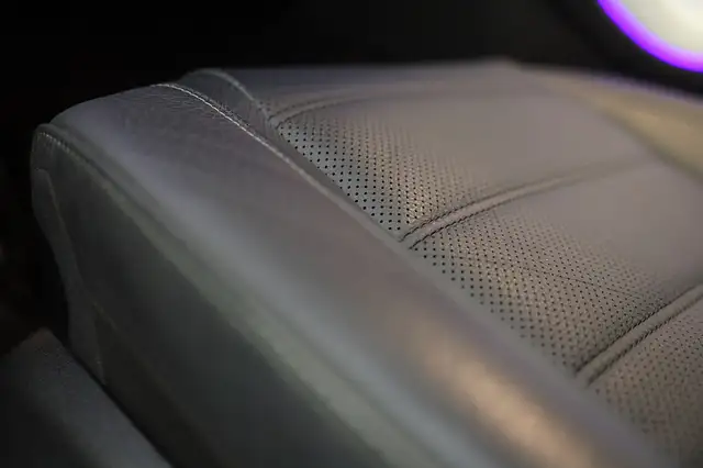 Mercedes-Benz GLE view 15