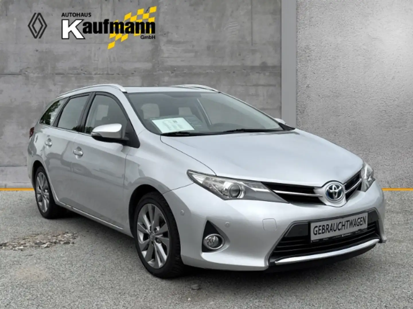Toyota Auris Touring Sports Hybrid Life+ 1.8 Argent - 2