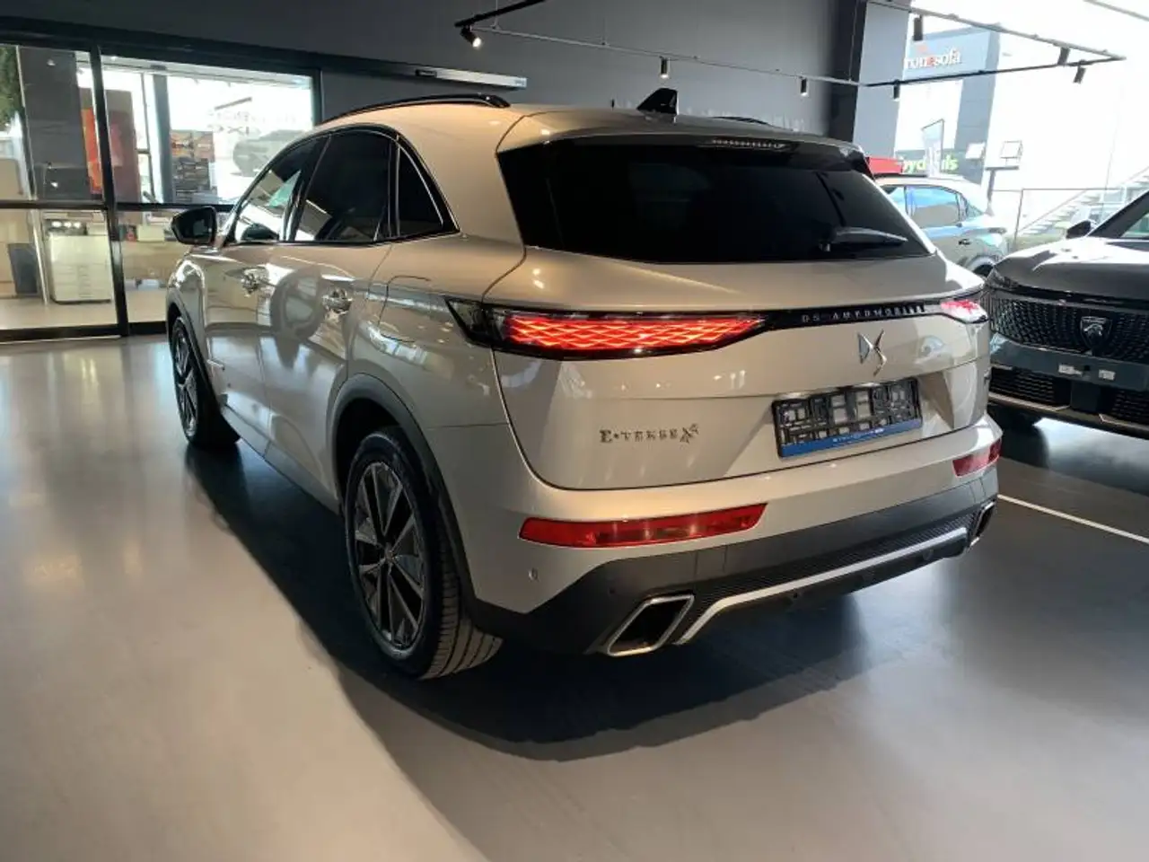 DS 7 1 E-Tense 4x4 300 Esprit de Voyage, миниатюра 6