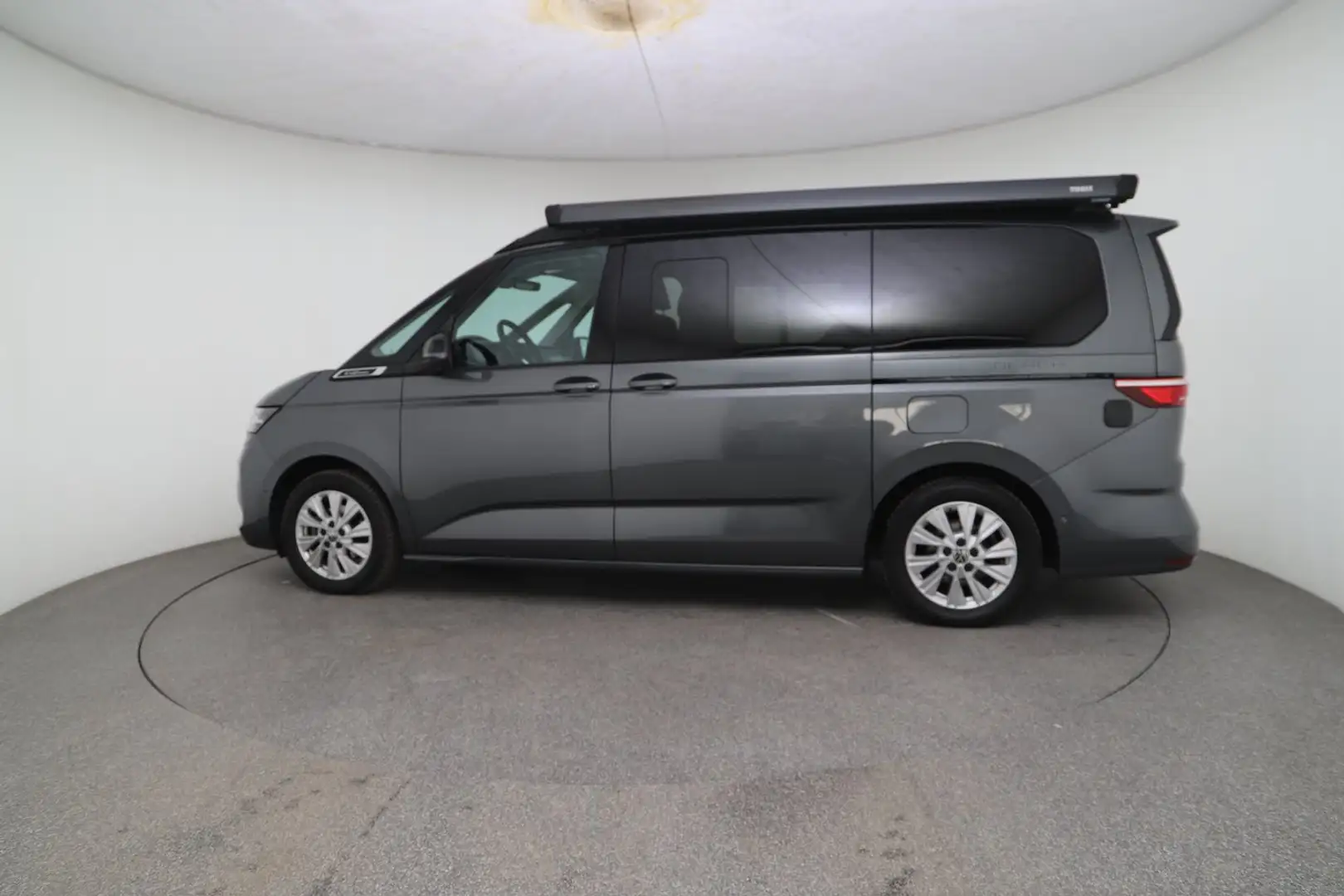 Volkswagen T7 California VW T7 California Beach Camper TDI Grau - 2