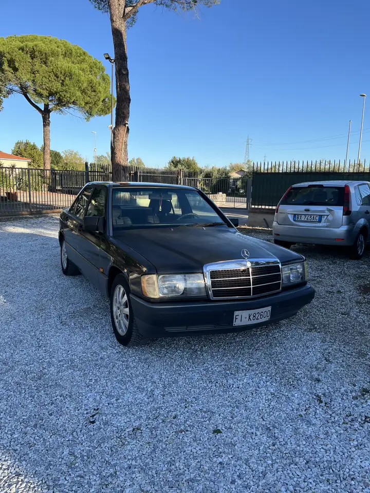 Mercedes-Benz 190 2.0 E 122cv, foto 9
