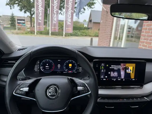Skoda Octavia view 9