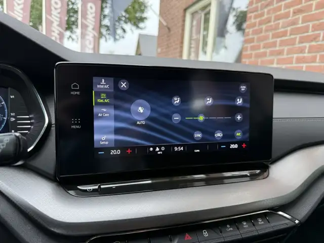 Skoda Octavia view 21