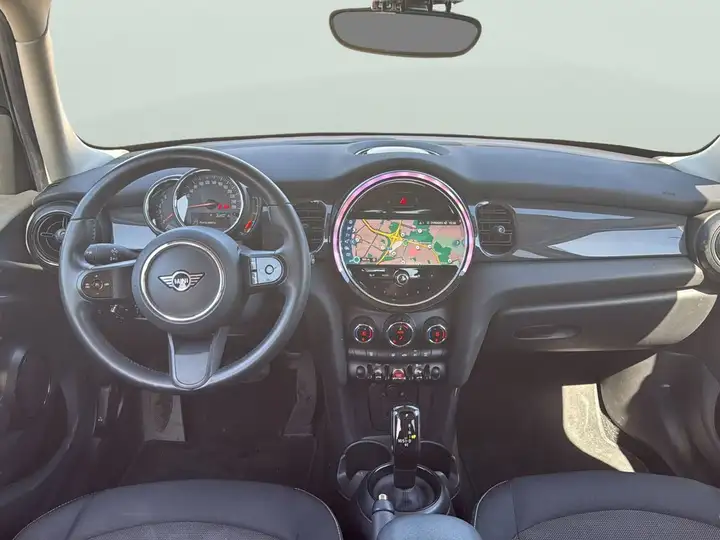 MINI Cooper 2022, foto 8