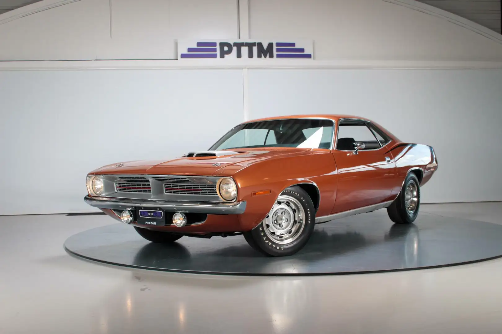 Plymouth Cuda Marrón - 1