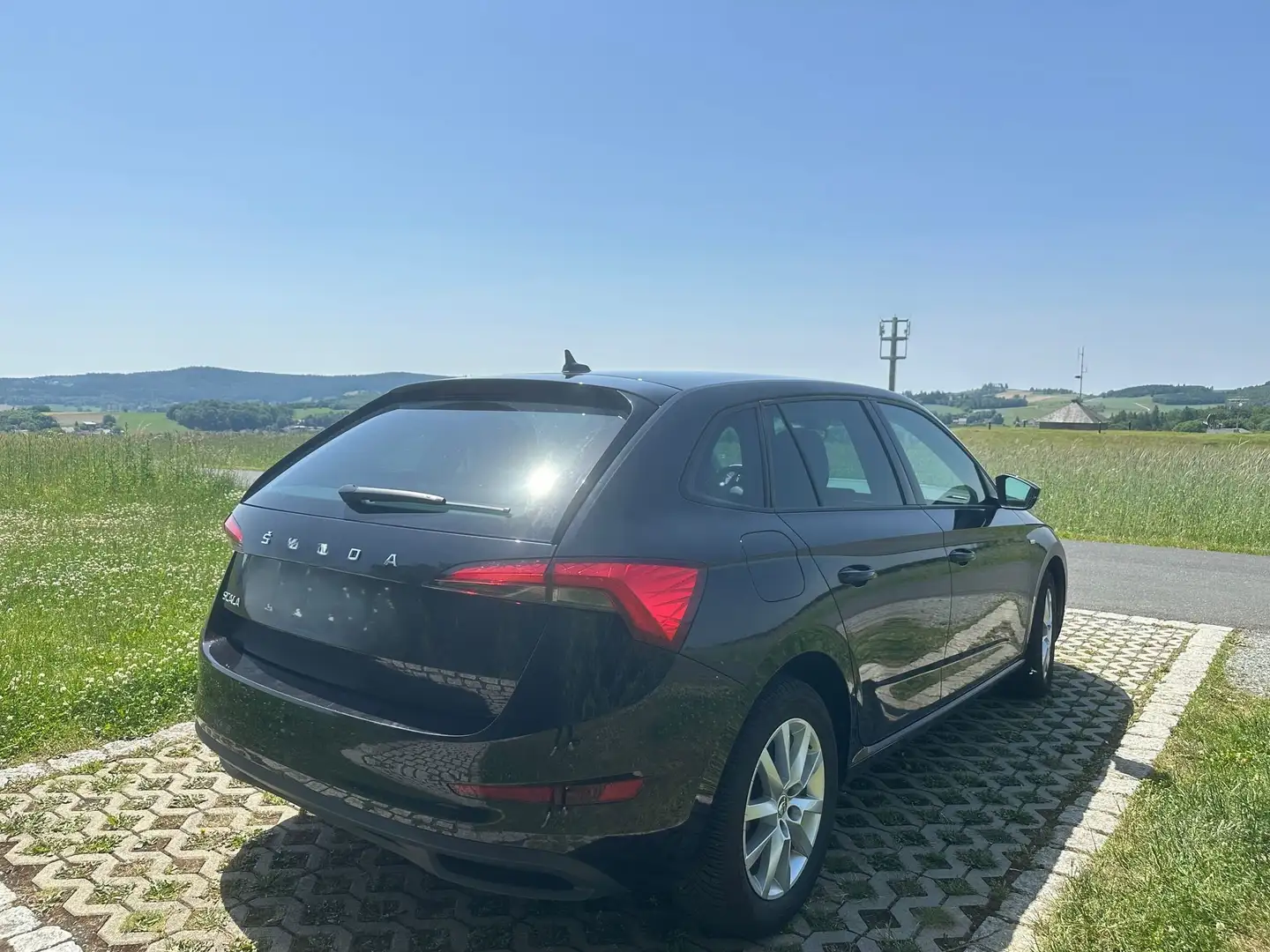 Skoda Scala Scala 1.5 TSI Tour Schwarz - 2