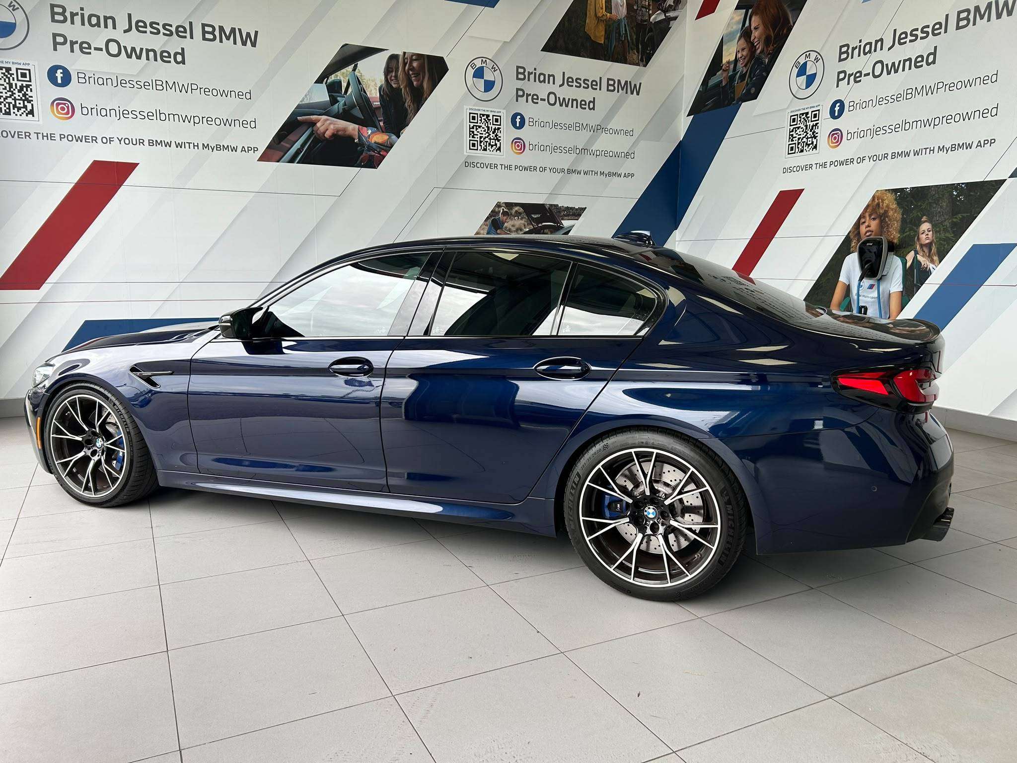 2023 BMW M5 Sedan