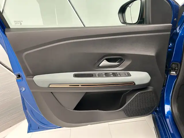 Dacia Sandero view 13