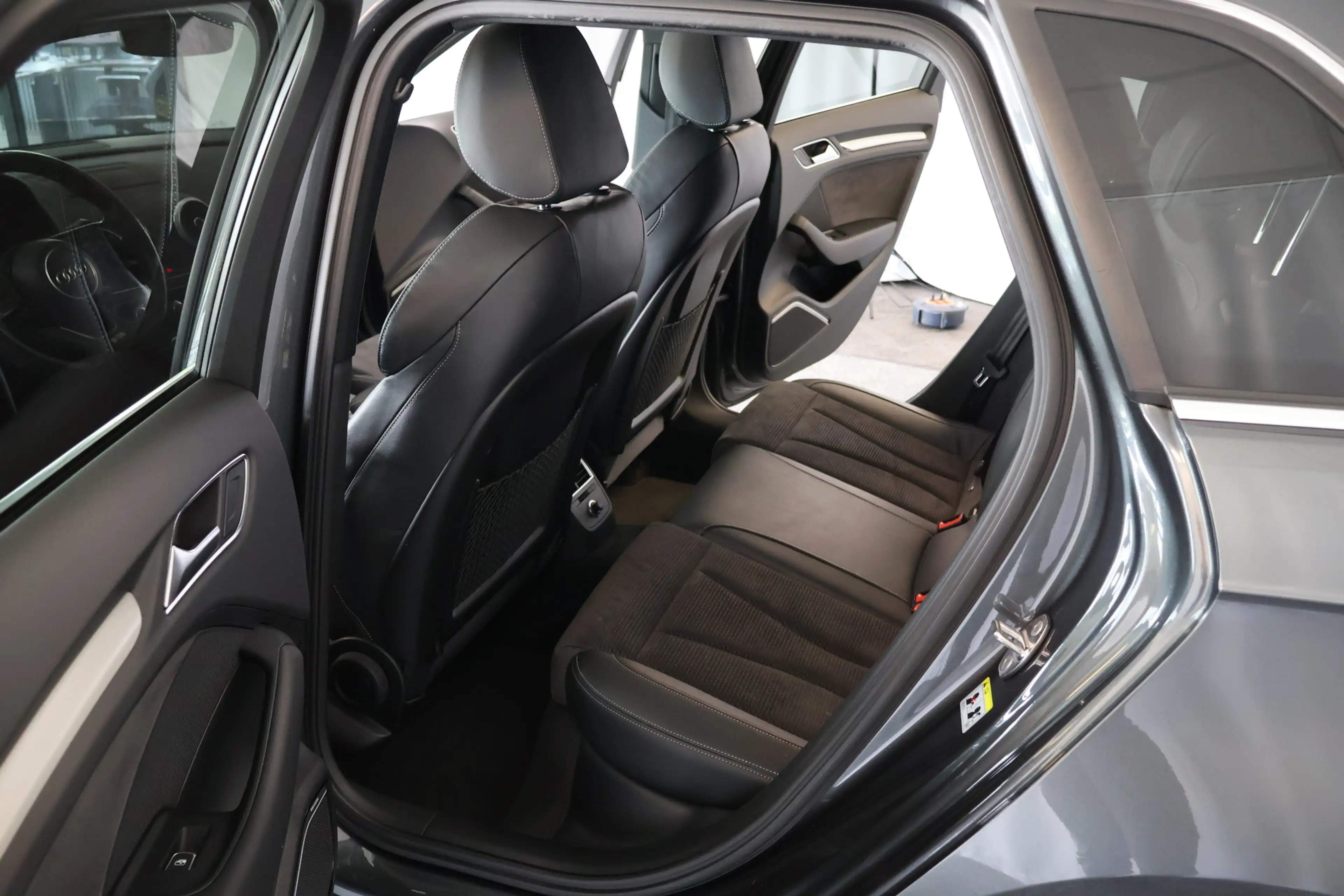 Audi A3 Sportback 35 TFSI/ Automaat, 3x S-line, Panodak, V — photo 11