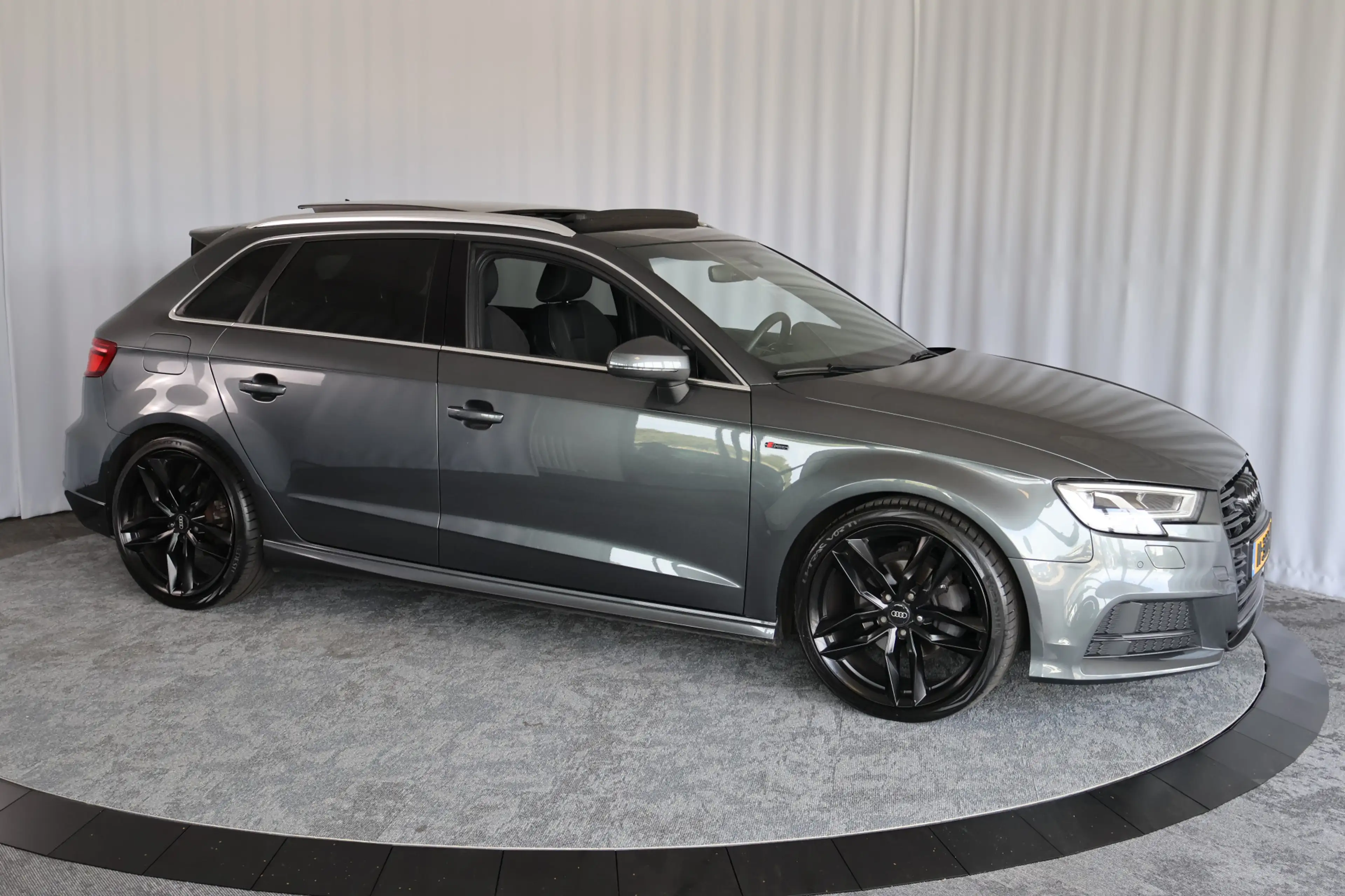 Audi A3 Sportback 35 TFSI/ Automaat, 3x S-line, Panodak, V — photo 17