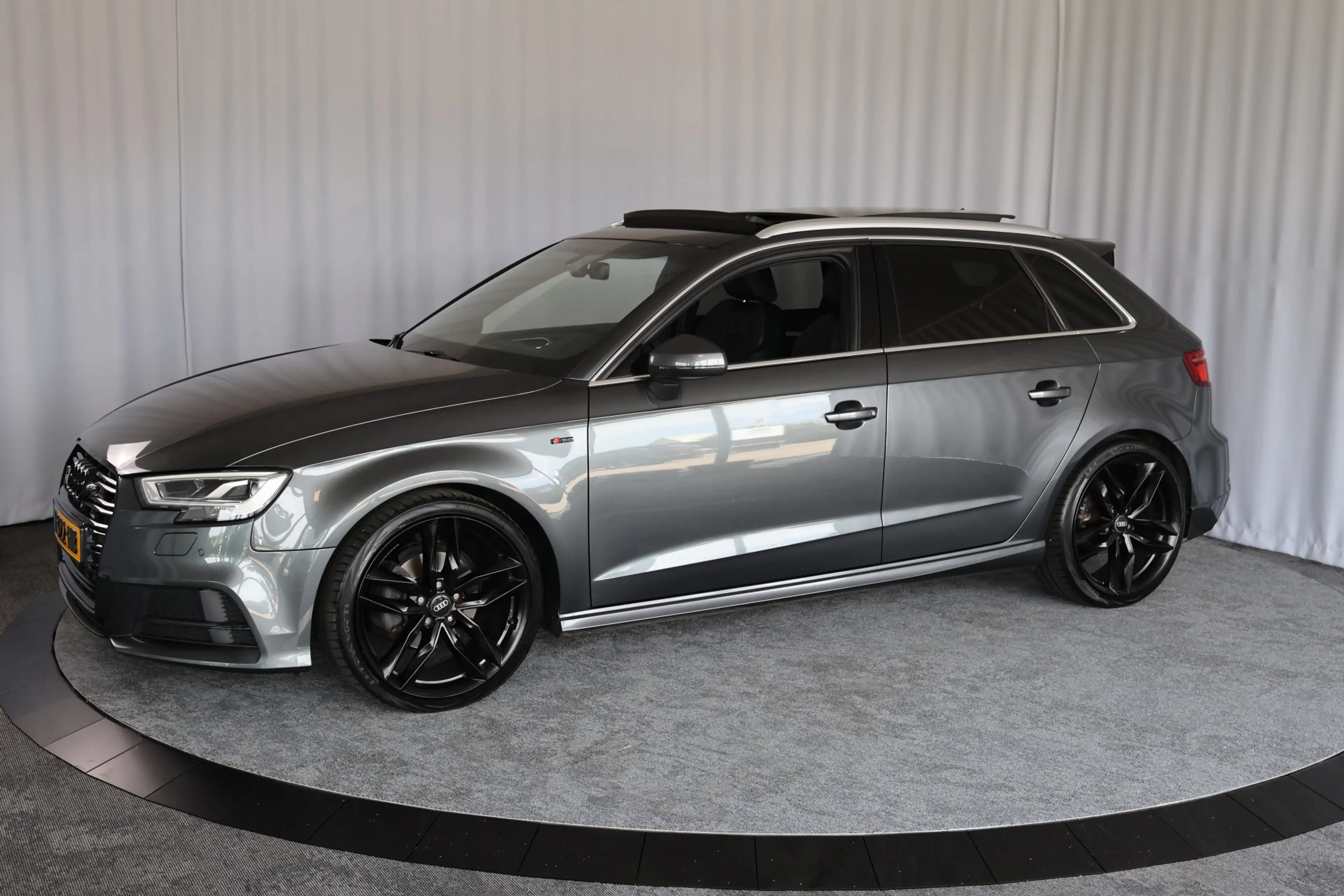Audi A3 Sportback 35 TFSI/ Automaat, 3x S-line, Panodak, V — photo 29