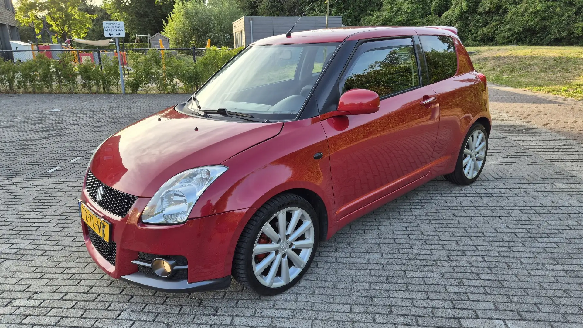 Suzuki Swift 1.6 Sport 125Pk/Airco🥶/Keyless/Apk✅️ Rood - 2