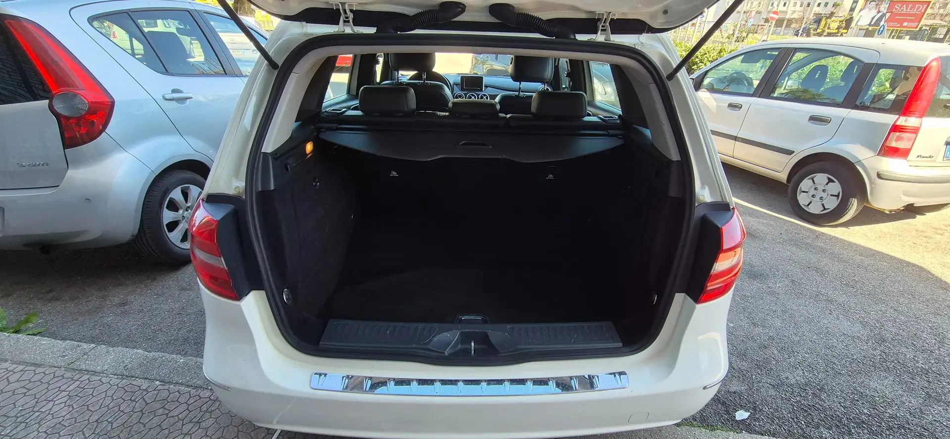 Mercedes-Benz B 180 Classe B - T246 cdi be Executive Bianco - 2