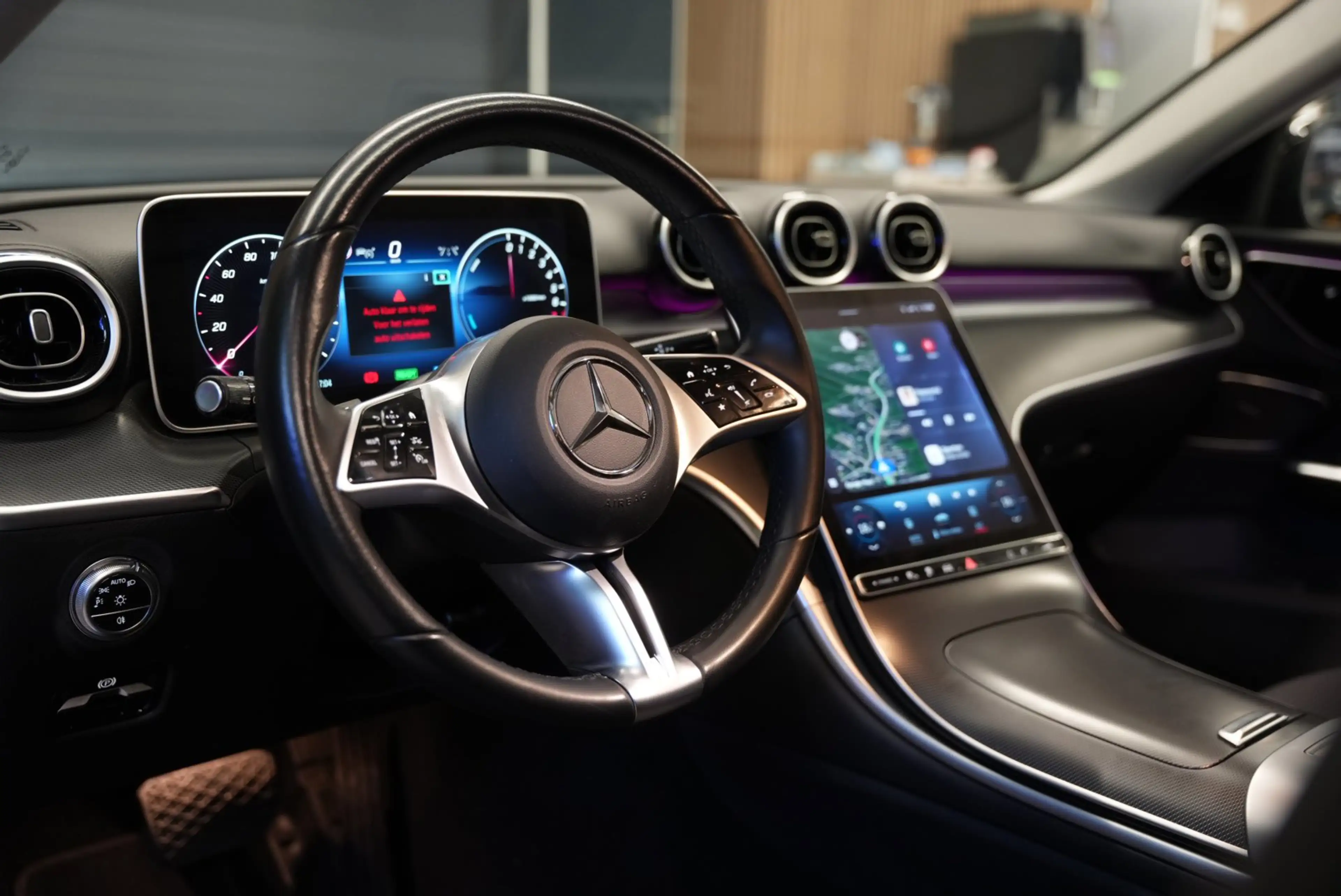 Mercedes-Benz C 300 Estate e Luxury Line SOH 96%/ Camera / CarPlay / A — photo 4