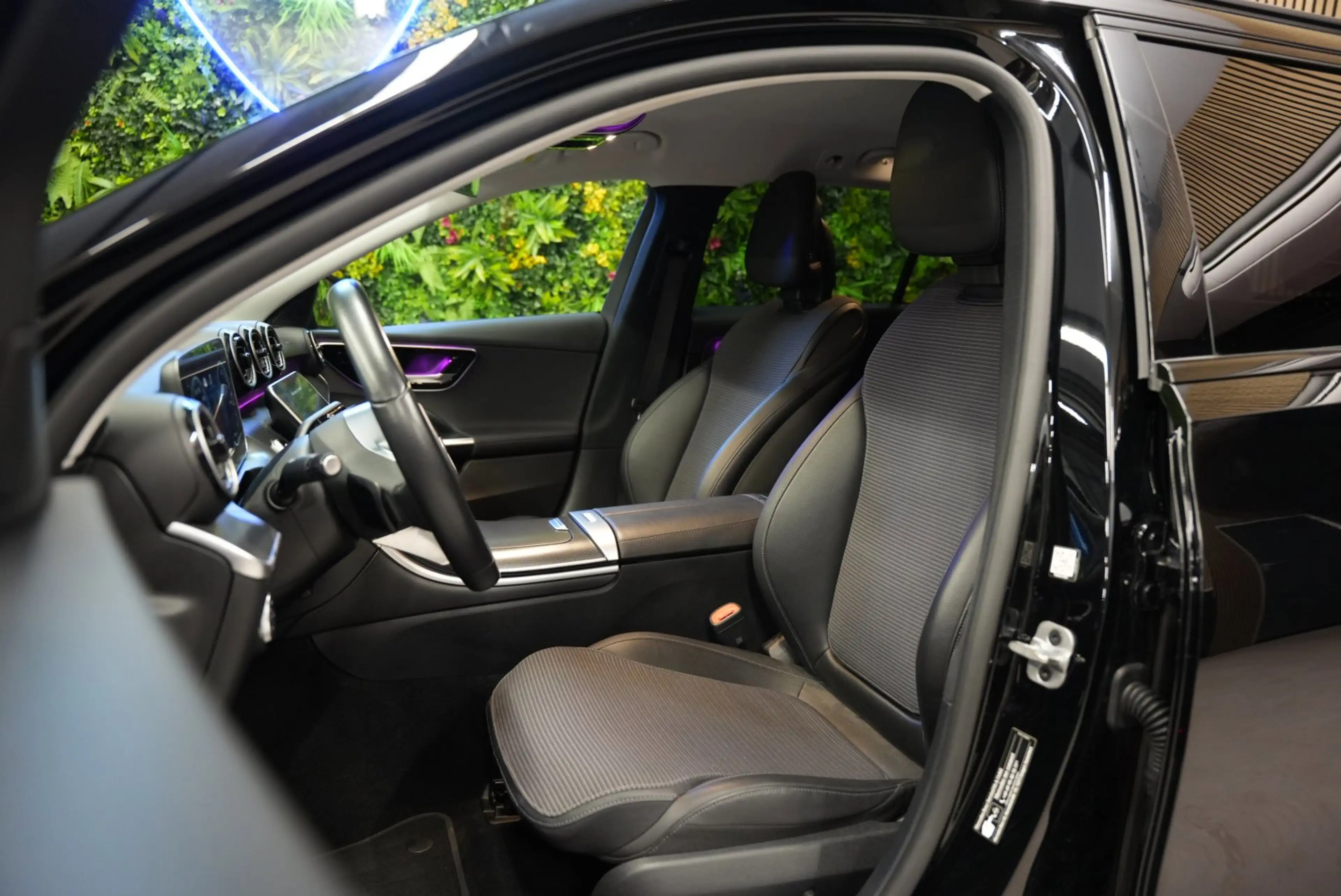 Mercedes-Benz C 300 Estate e Luxury Line SOH 96%/ Camera / CarPlay / A — photo 7