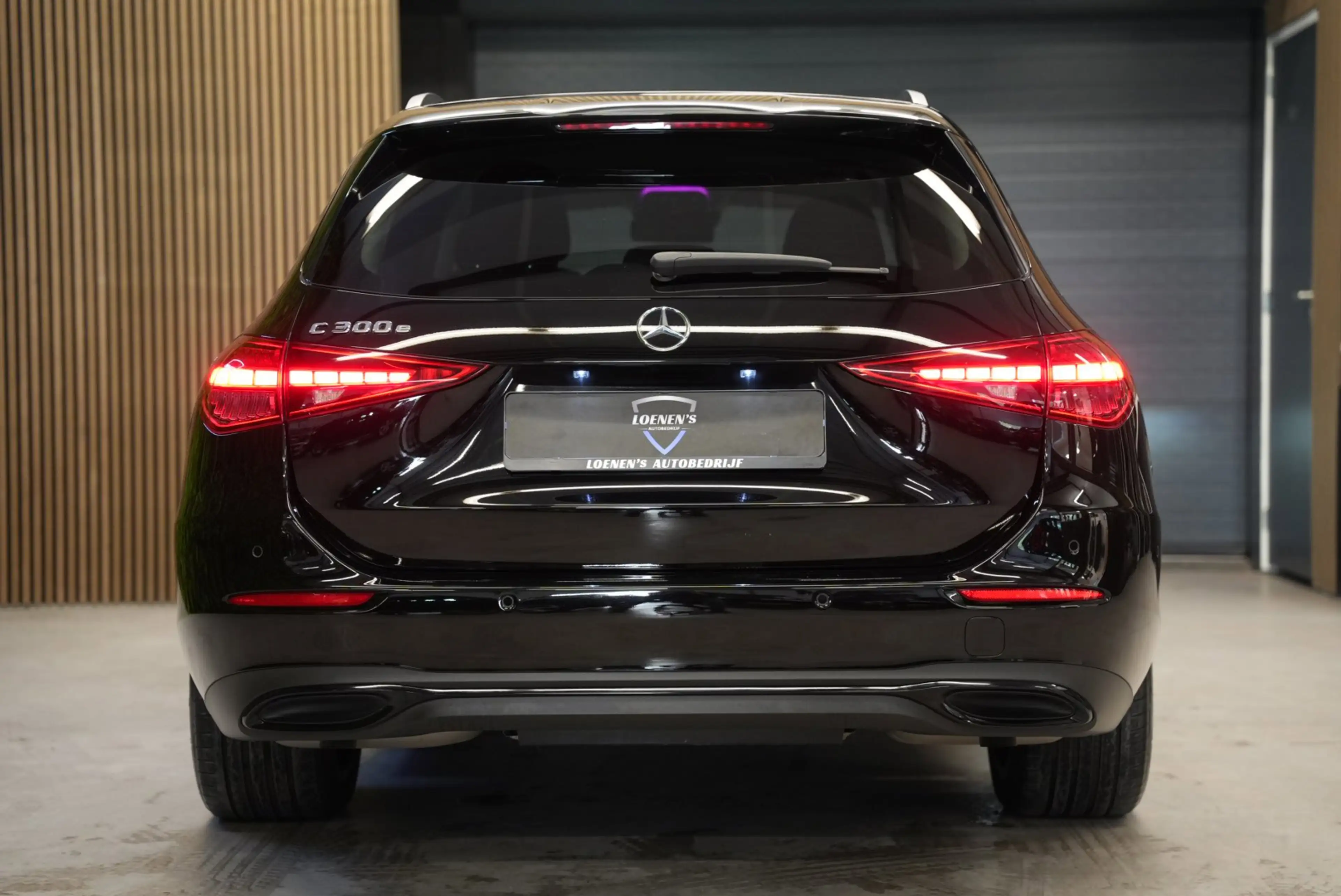 Mercedes-Benz C 300 Estate e Luxury Line SOH 96%/ Camera / CarPlay / A — photo 11