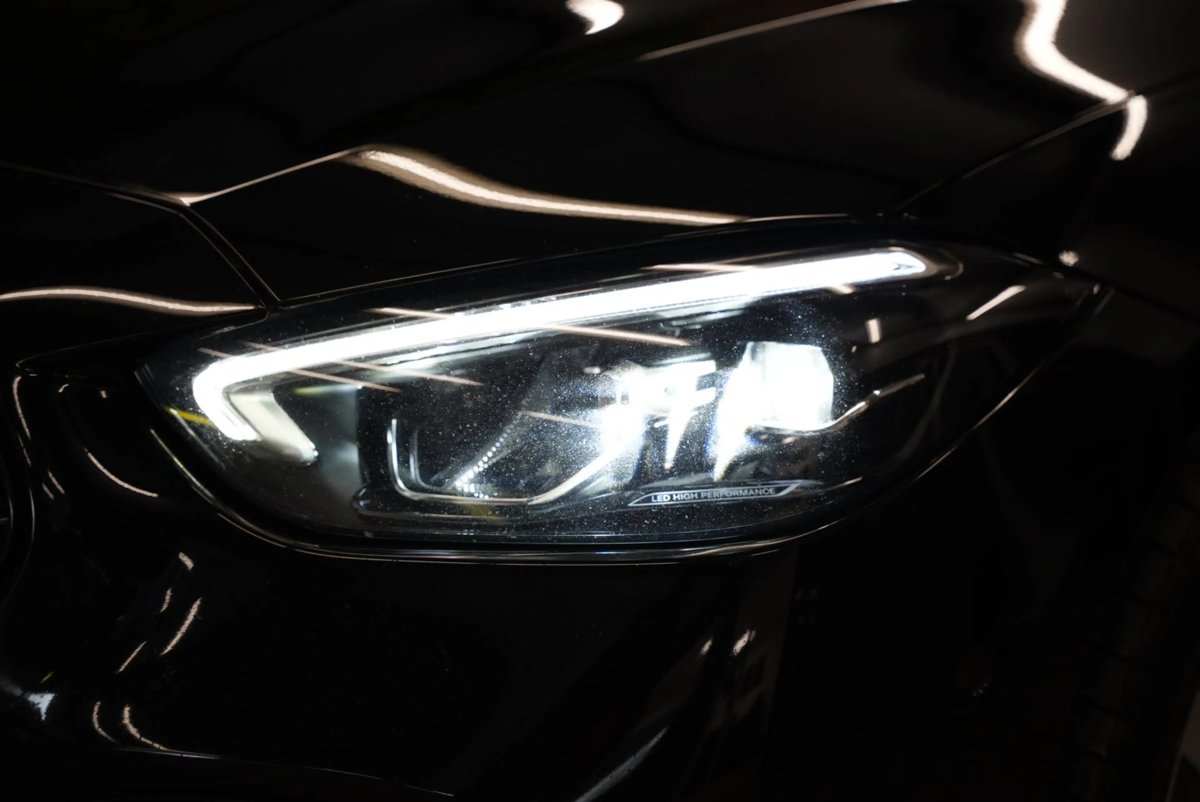 Mercedes-Benz C 300 Estate e Luxury Line SOH 96%/ Camera / CarPlay / A — photo 12