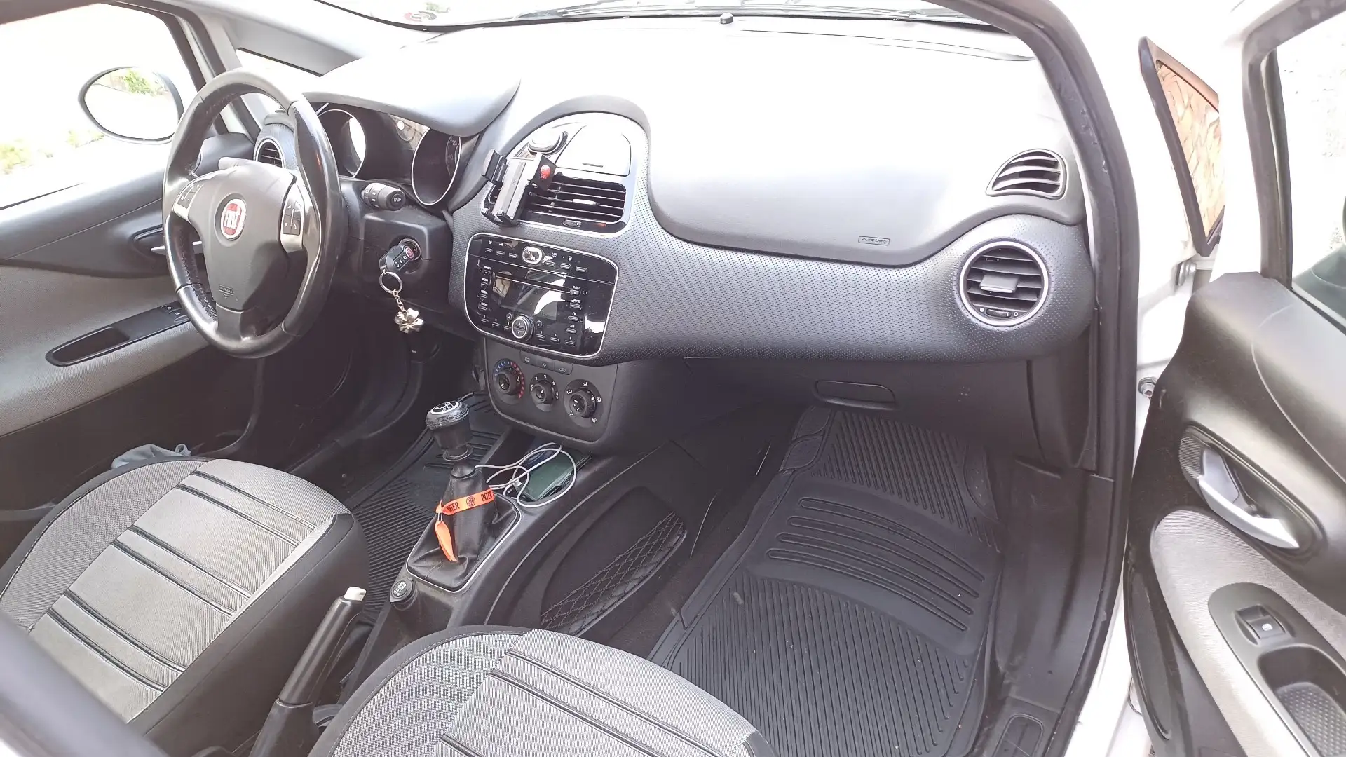 Fiat Punto Evo 5p 1.4 natural power MyLife 70cv - 1