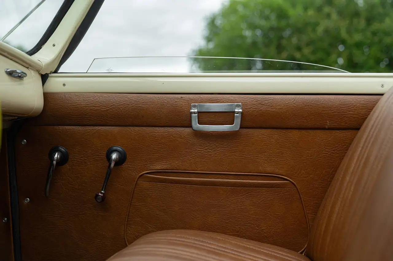 Fiat 1100 /103 Cabriolet Allemano, foto 7