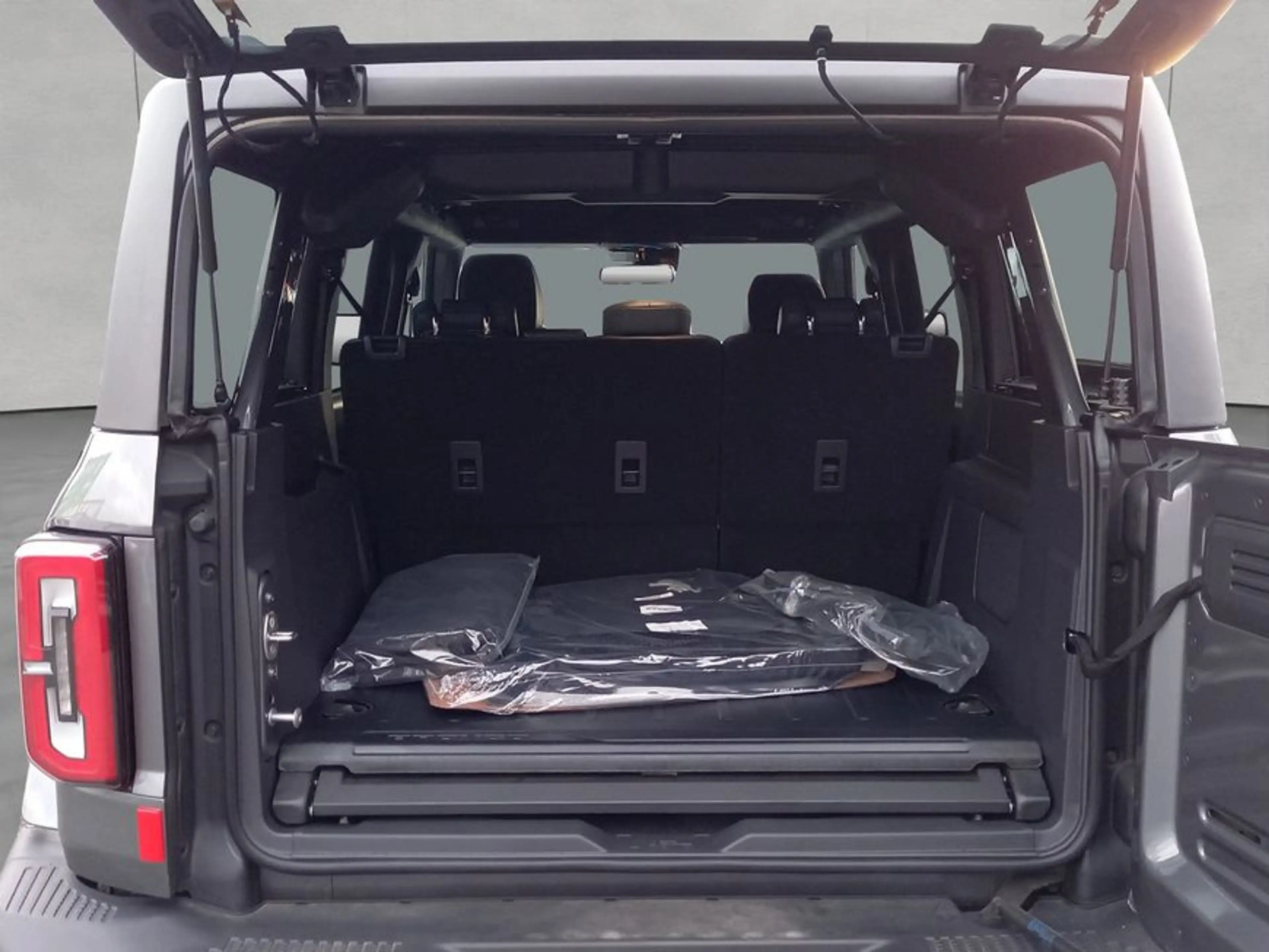 Ford Bronco 2.7 EcoBoost V6 Outer Banks 246 kW, 5-türig — photo 5