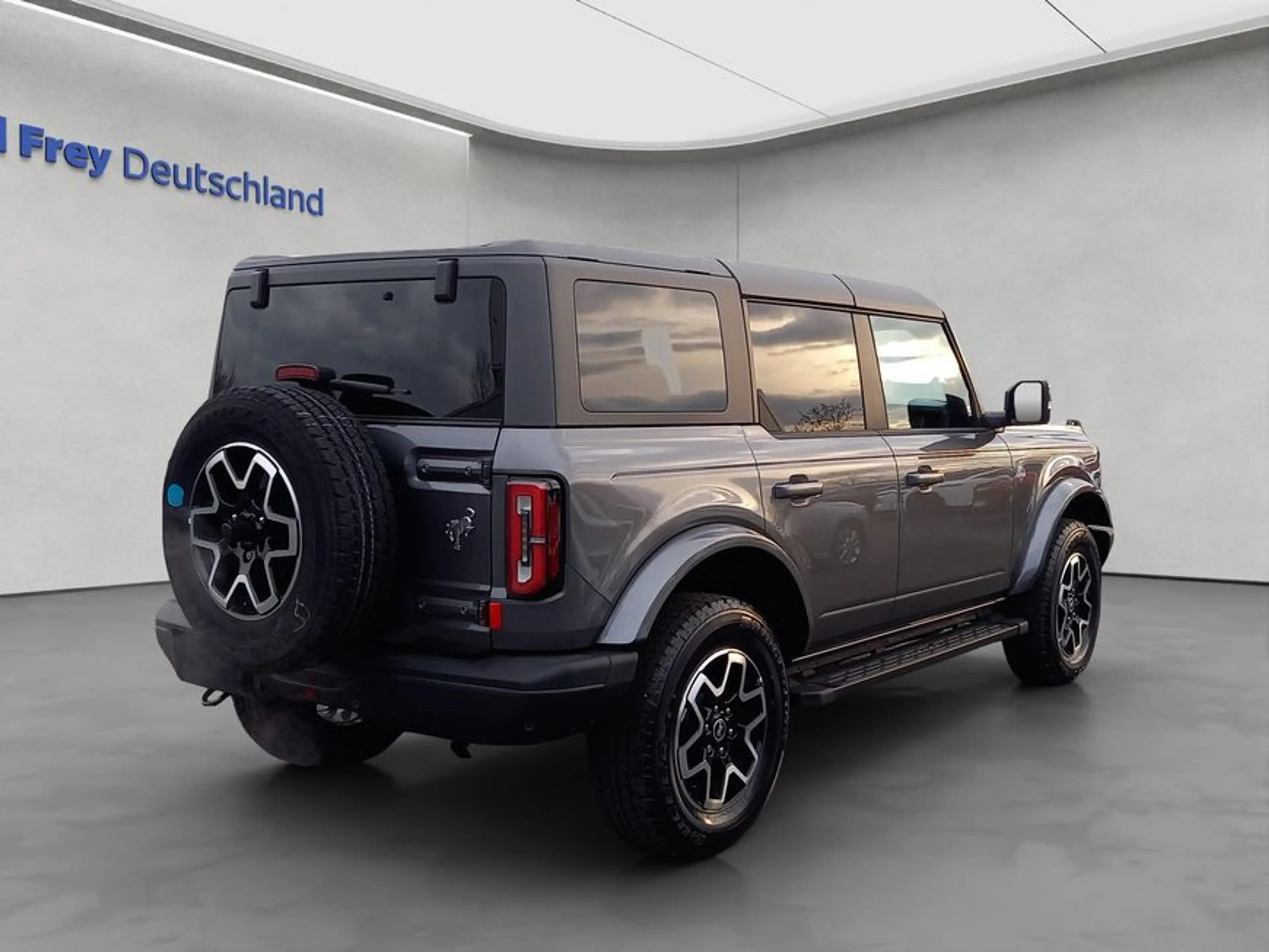 Ford Bronco 2.7 EcoBoost V6 Outer Banks 246 kW, 5-türig — photo 6