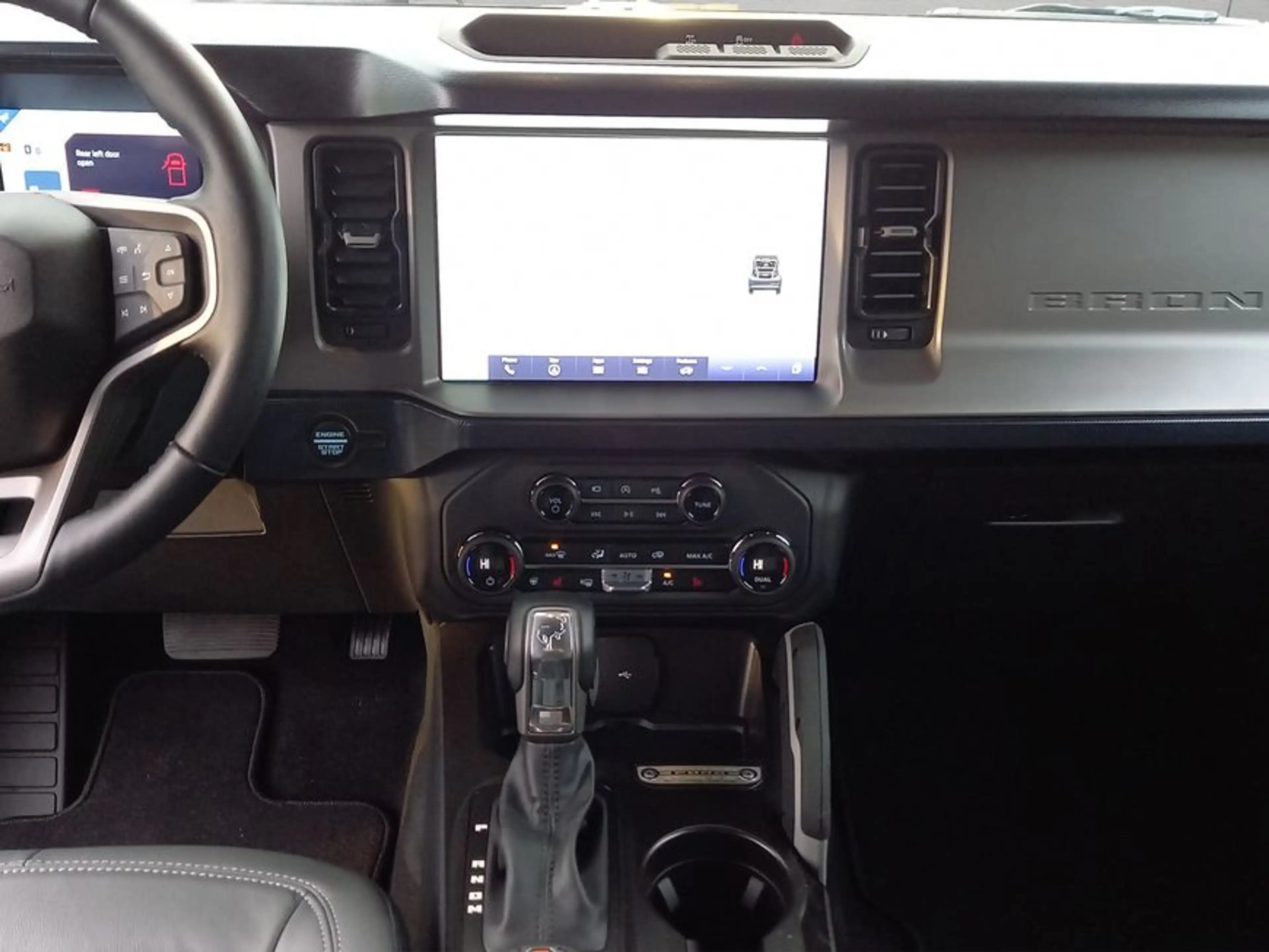 Ford Bronco 2.7 EcoBoost V6 Outer Banks 246 kW, 5-türig — photo 14