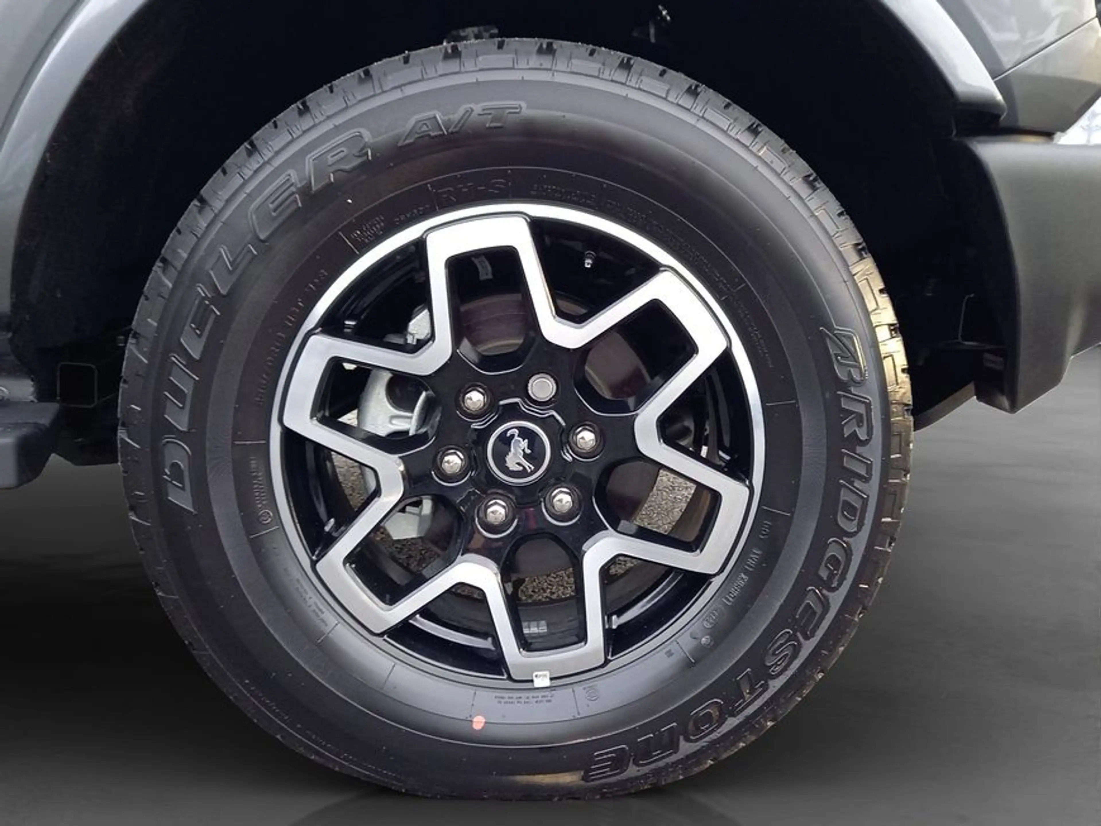 Ford Bronco 2.7 EcoBoost V6 Outer Banks 246 kW, 5-türig — photo 24