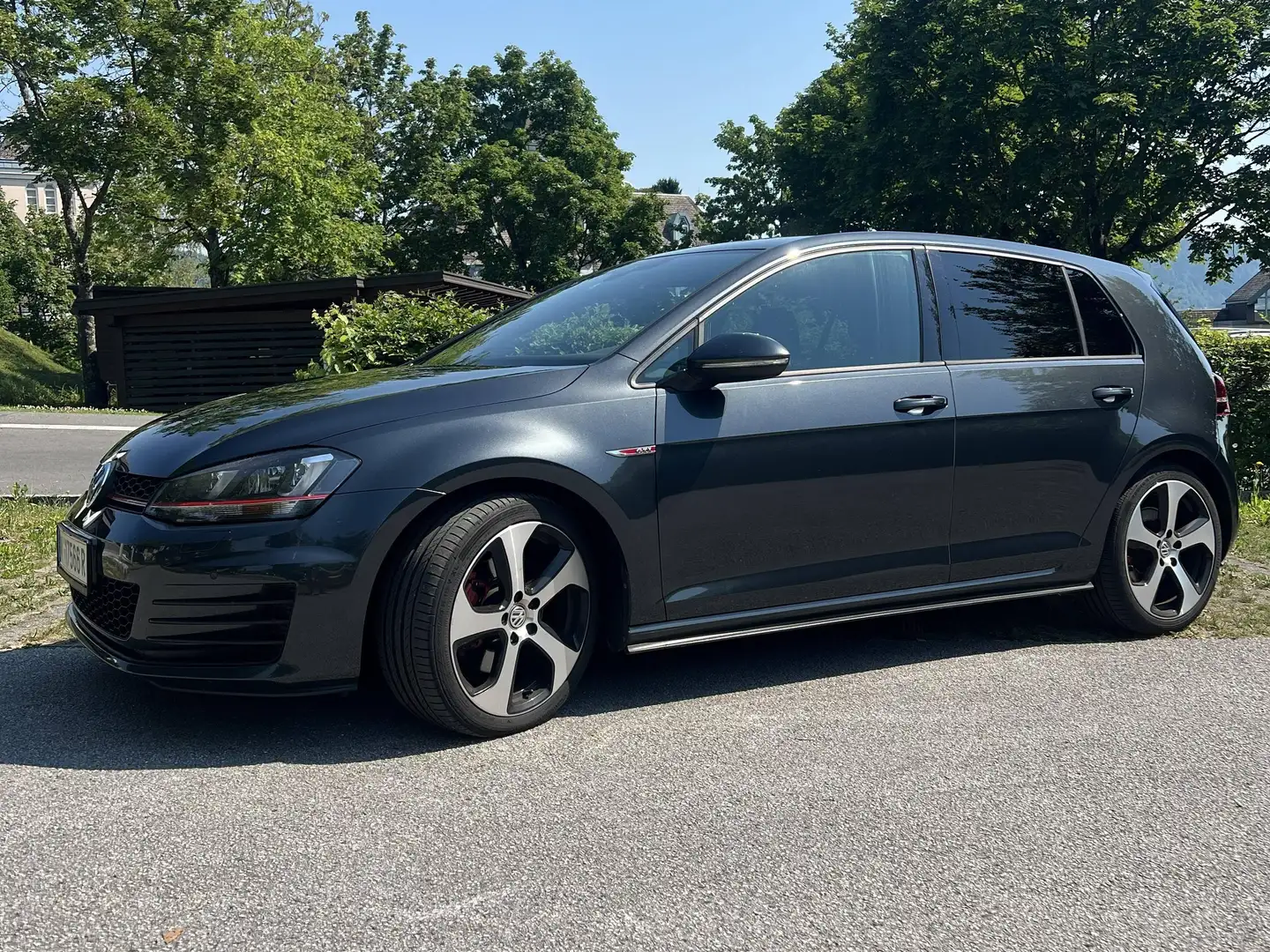 Volkswagen Golf GTI Golf GTI 2,0 TSI GTI Schwarz - 1