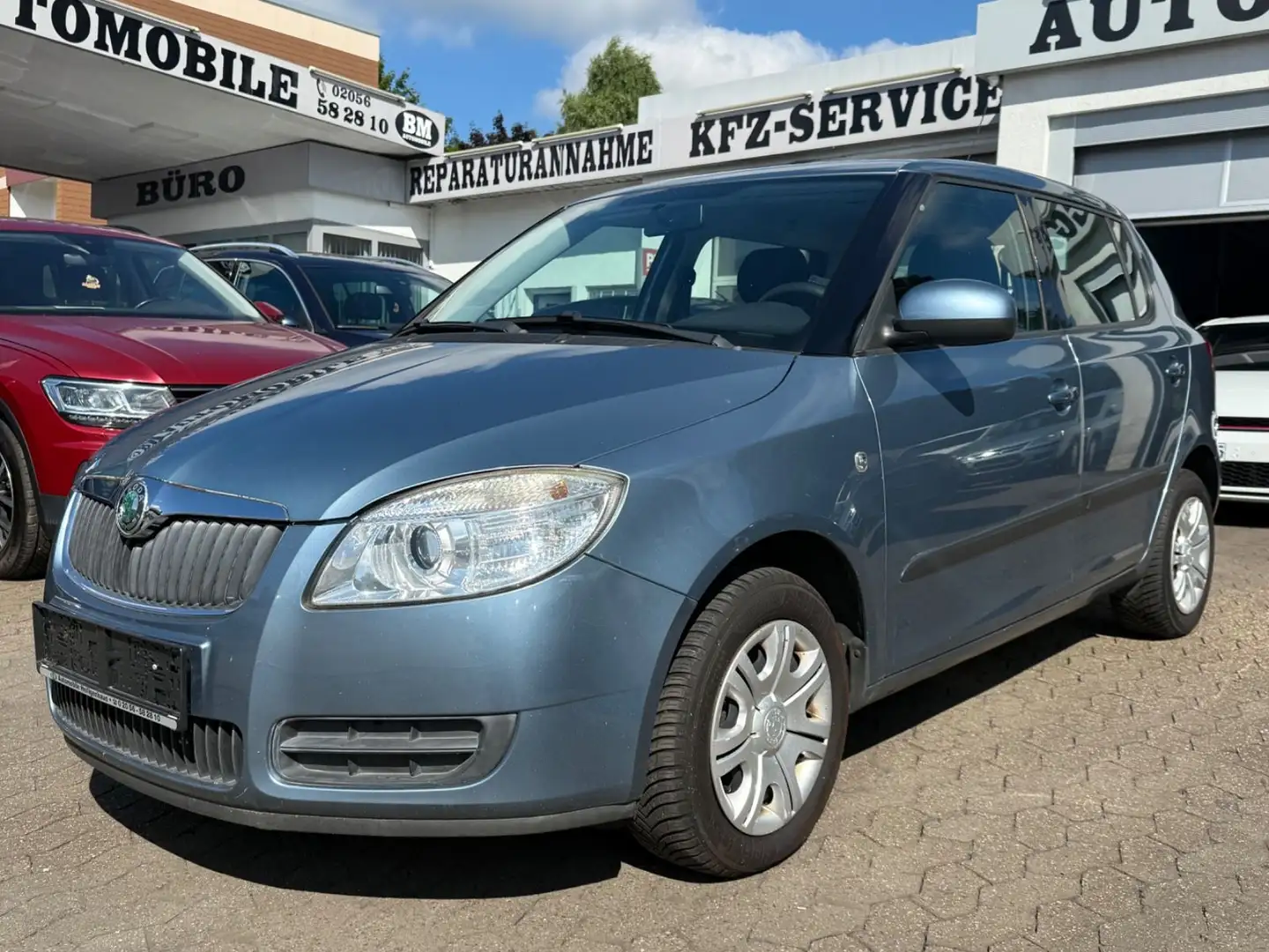 Skoda Fabia Ambiente*Klima*Scheckheft*Zahnriemen neu Gris - 1