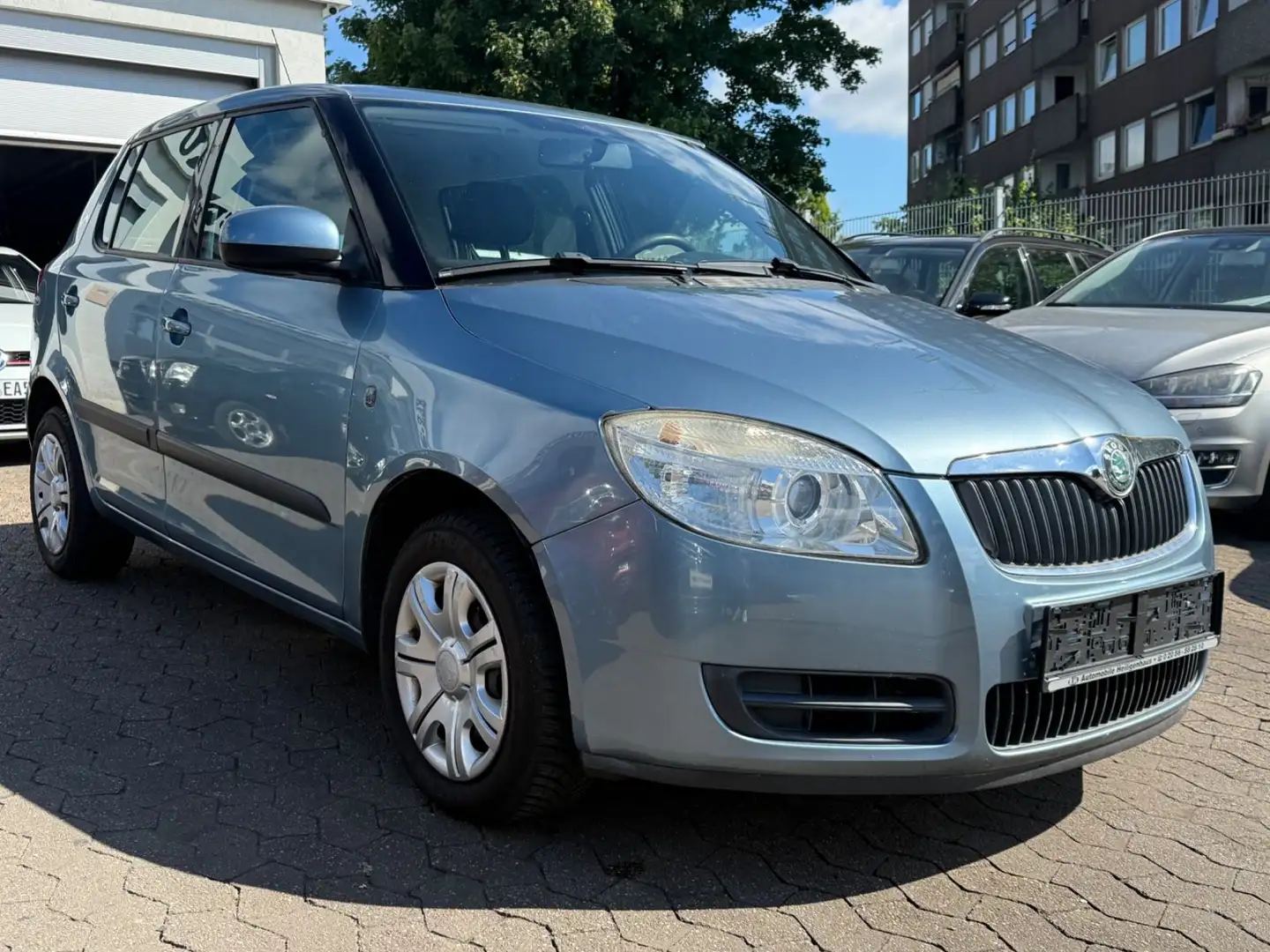 Skoda Fabia Ambiente*Klima*Scheckheft*Zahnriemen neu Gris - 2