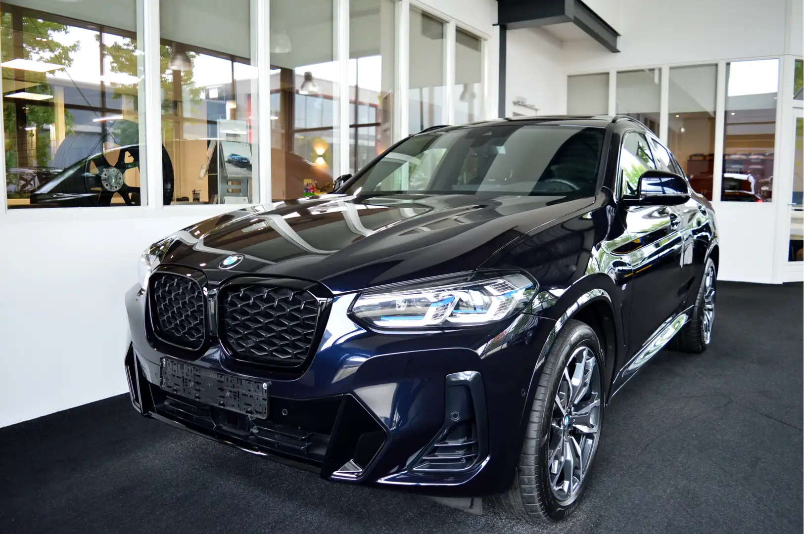 BMW X4 xDrive30i M-Sportedition | Carbon zwart ! Zwart - 1