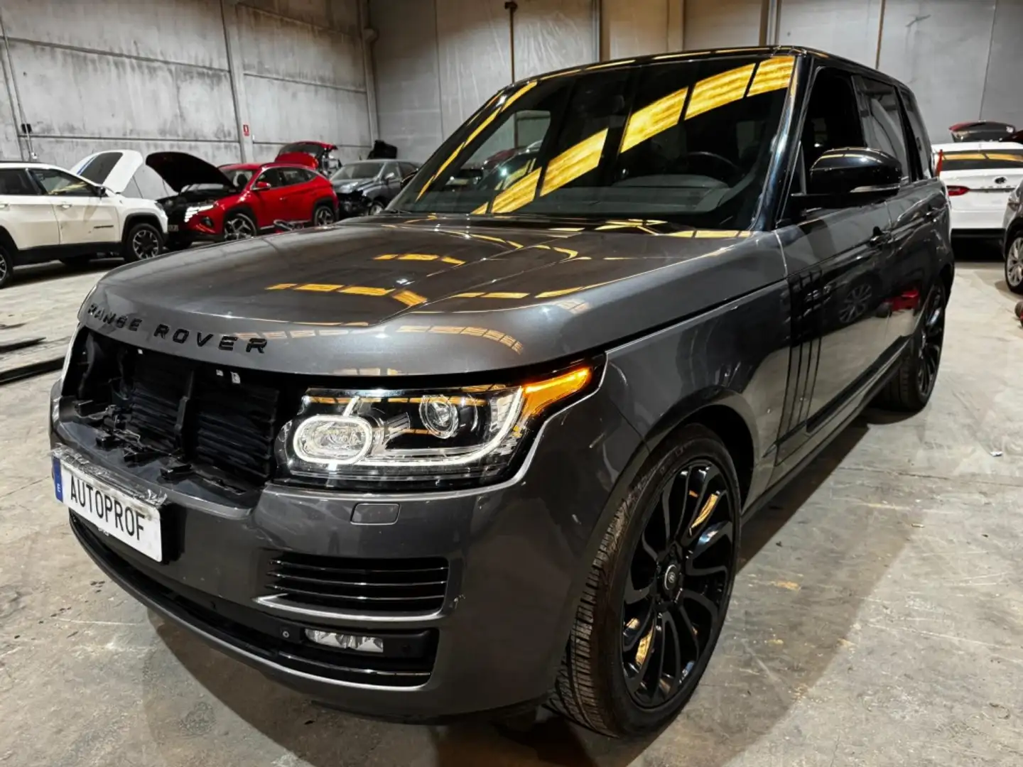 Land Rover Range Rover 3.0TDV6 Vogue Aut. - 1