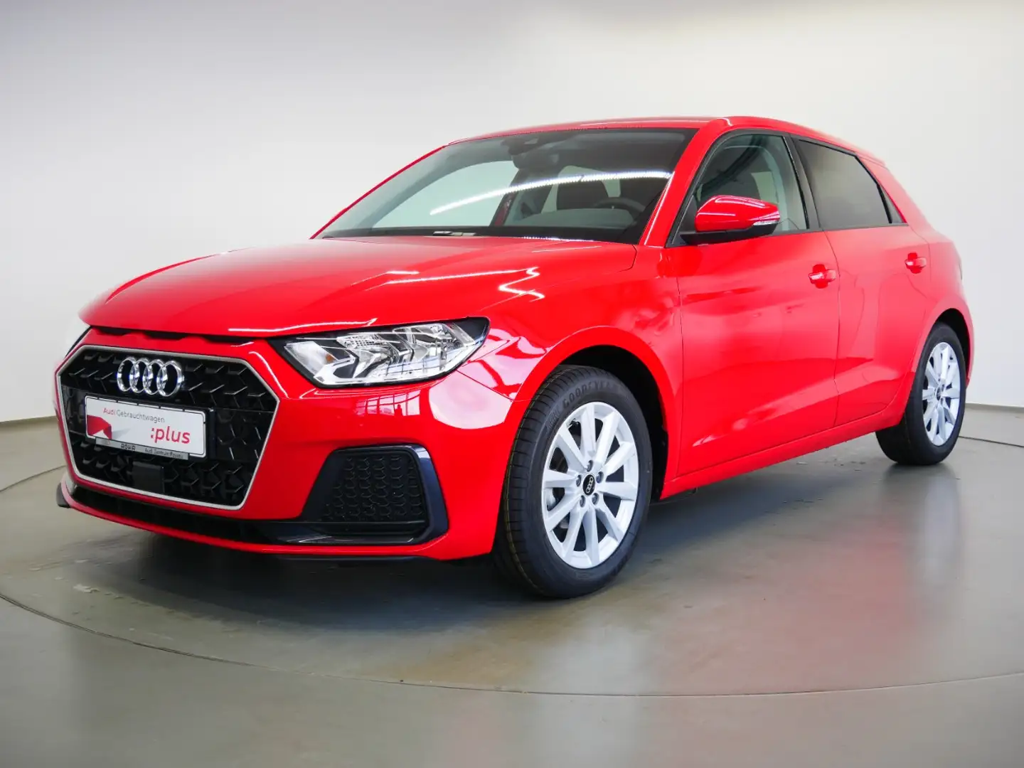 Audi A1 Sportback 25 TFSI advanced S tro. PDC GRA SHZ DAB Rouge - 2