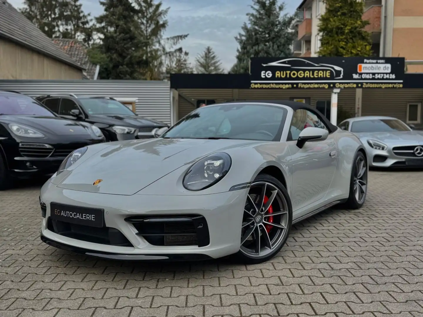 Porsche 992 Carrera 4S*Approved-2027*LIFT*CHRONO*BOSE Grau - 1