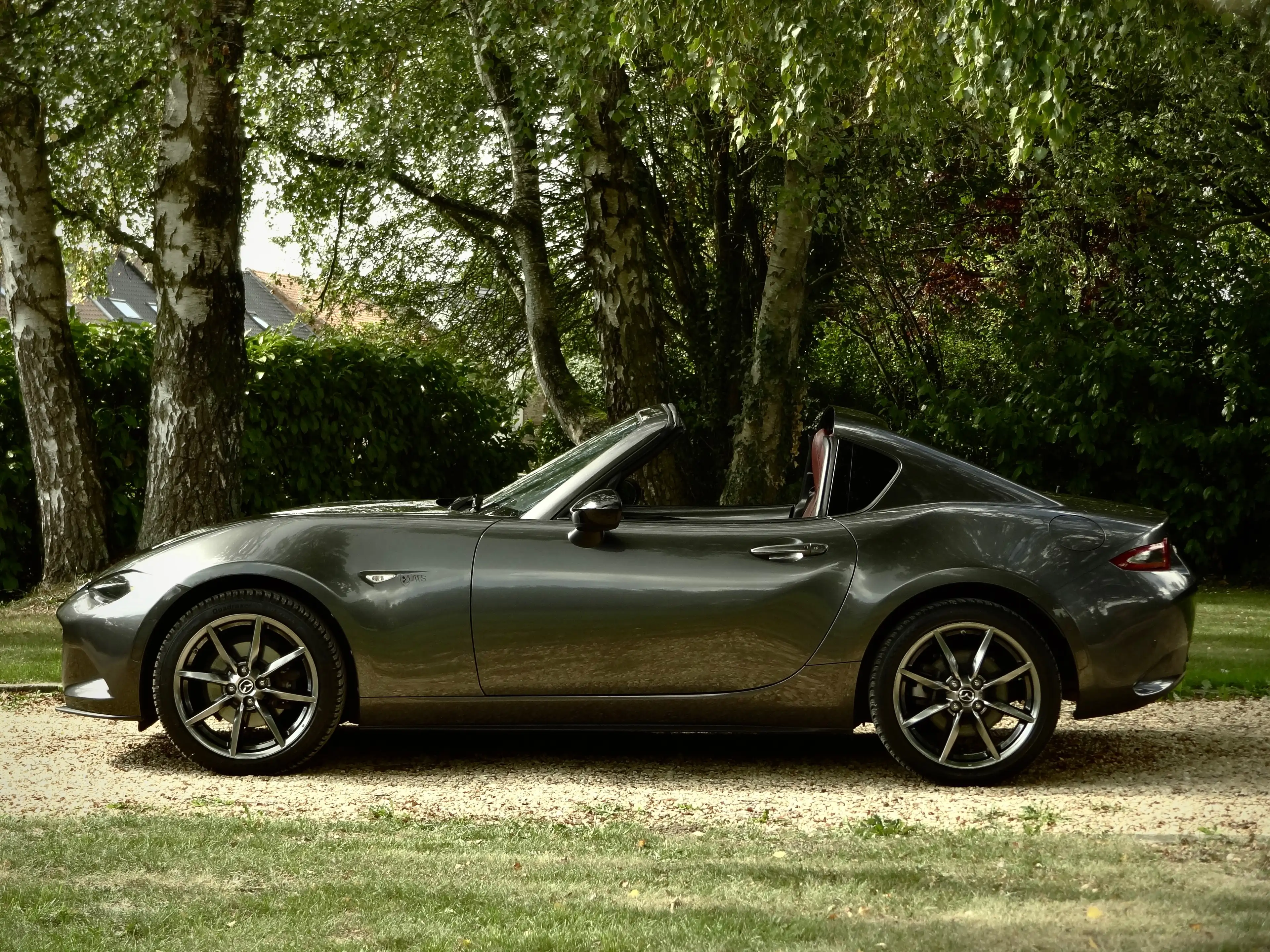 Mazda MX-5 ND2.5 RF 184 ** BURGUNDY - CARPLAY BT - CAM - BOSE - FULL MAZDA SERVICE ** — photo 5