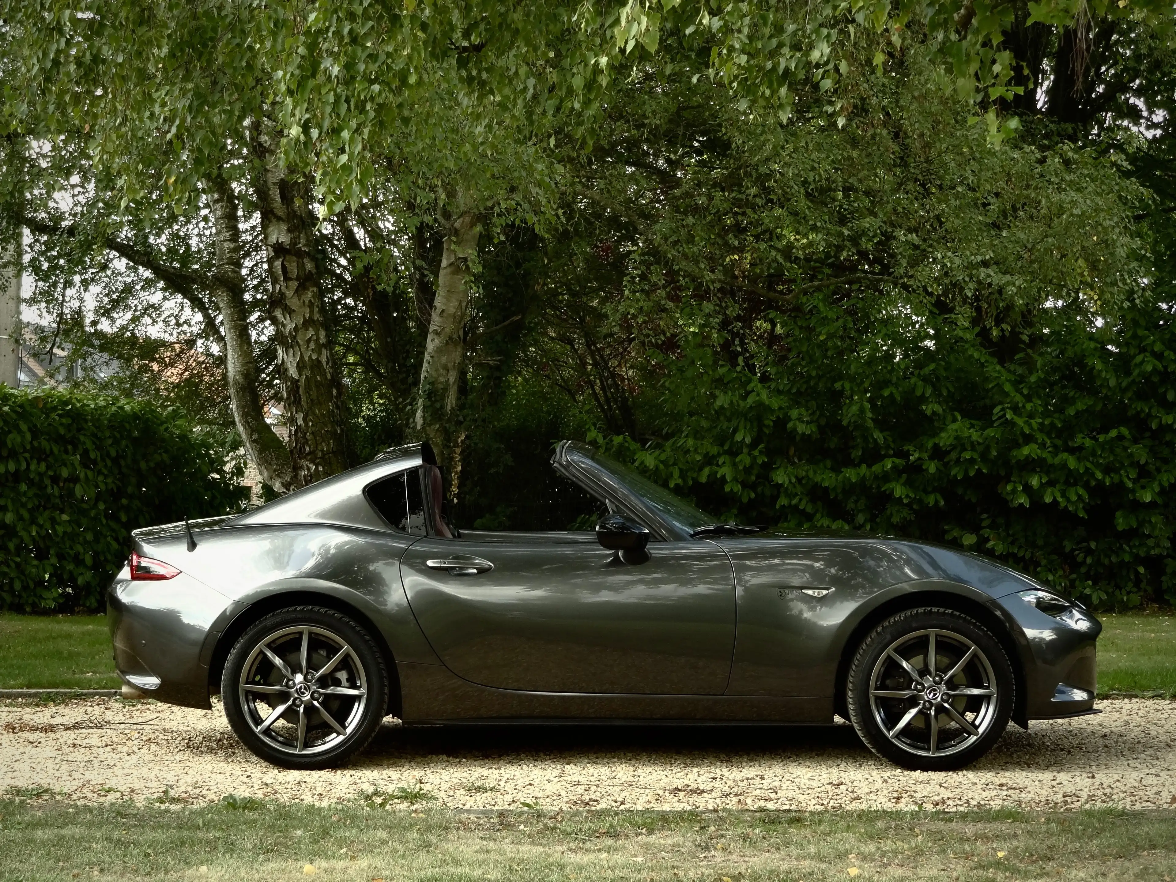 Mazda MX-5 ND2.5 RF 184 ** BURGUNDY - CARPLAY BT - CAM - BOSE - FULL MAZDA SERVICE ** — photo 4
