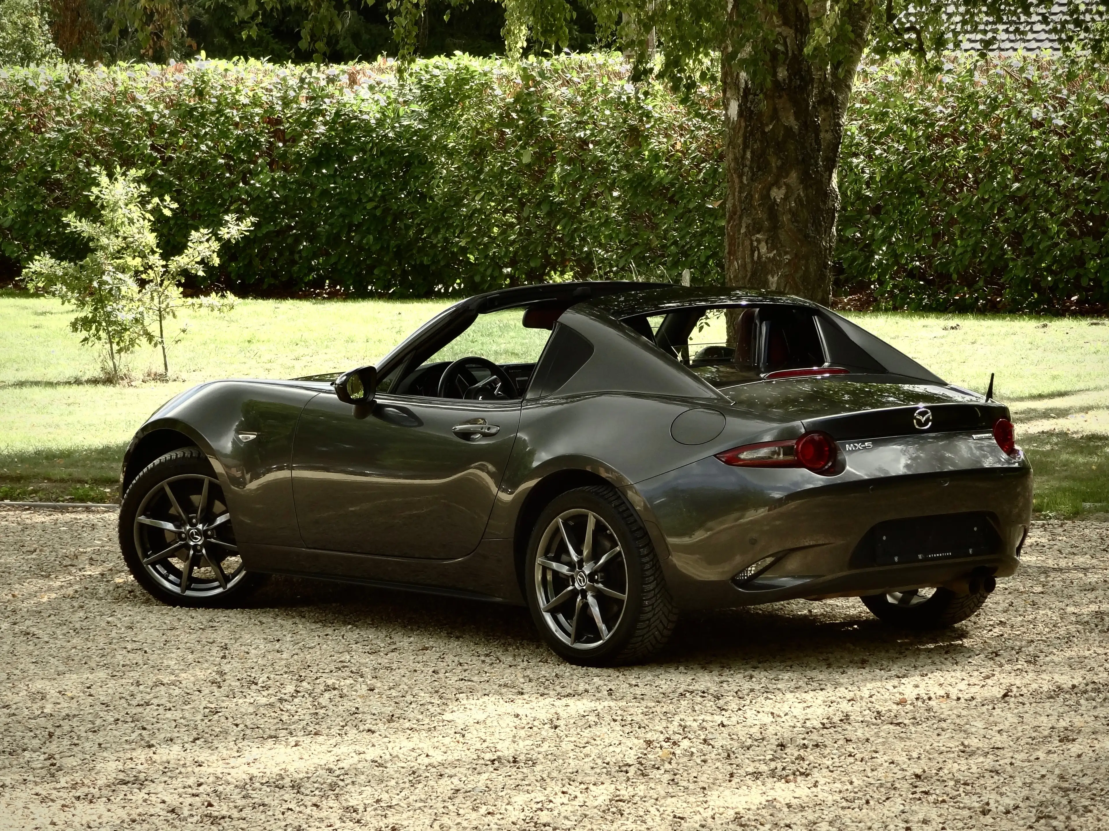 Mazda MX-5 ND2.5 RF 184 ** BURGUNDY - CARPLAY BT - CAM - BOSE - FULL MAZDA SERVICE ** — photo 13