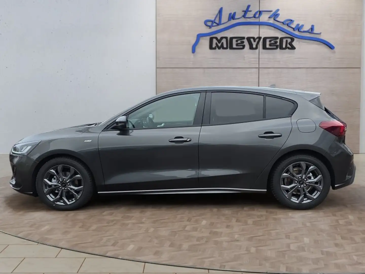 Ford Focus ST-Line X 1.0 155PS UPE=40000 Euro! Gris - 2