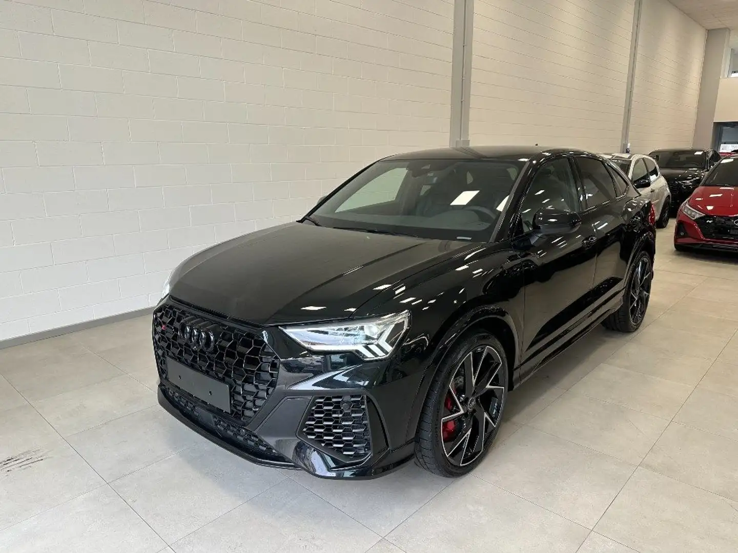 Audi RS Q3 SPB quattro S tronic Černá - 2