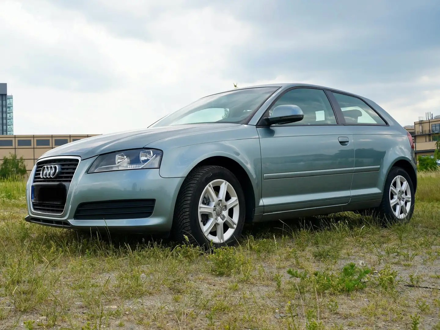 Audi A3 A3 1.4 TFSI Ambiente Silber - 1