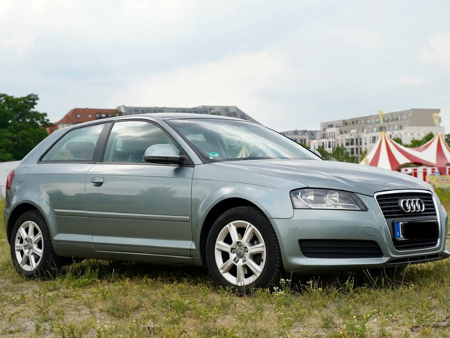 Audi A3 A3 1.4 TFSI Ambiente Silber - 2