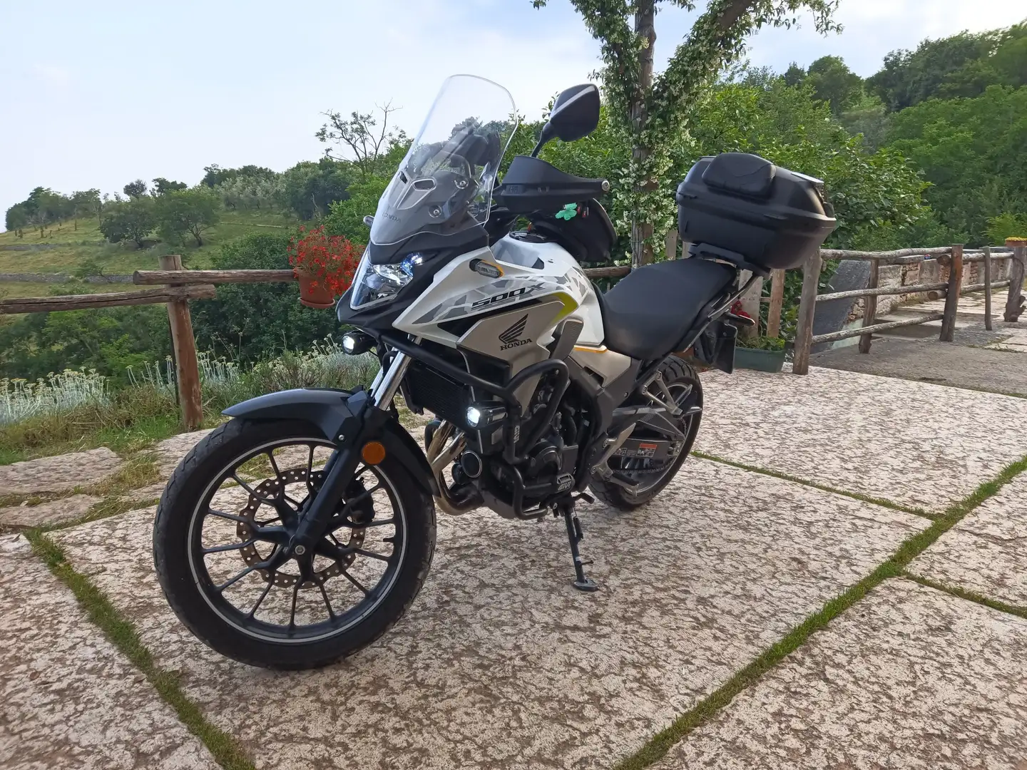 Honda CB 500 X Blanc - 2