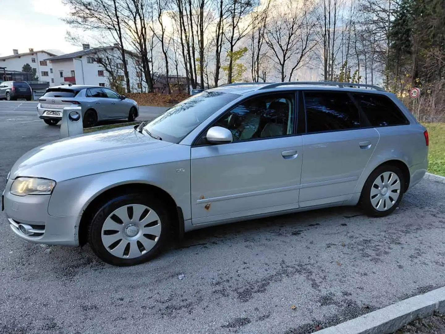Audi A4 A4 Avant 3,0 TDI V6 quattro Silber - 2