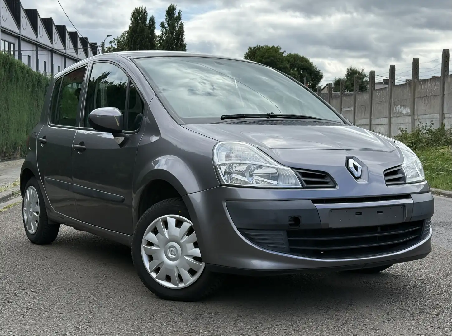 Renault Modus 1.2i Pack // CT OK // EURO4 // PROPRE Grijs - 2
