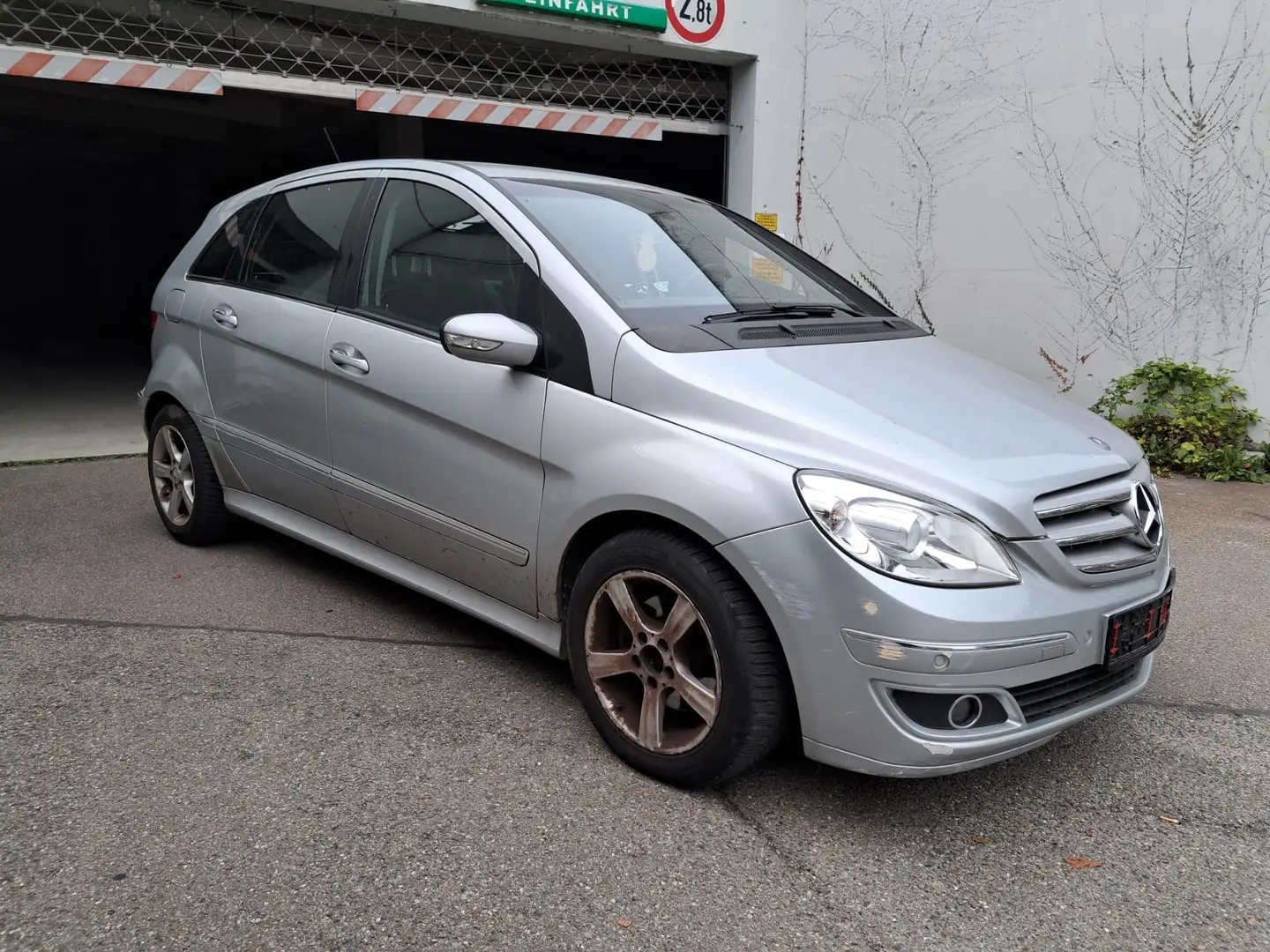 Mercedes-Benz B 200 B 200 (245.233) Grau - 2