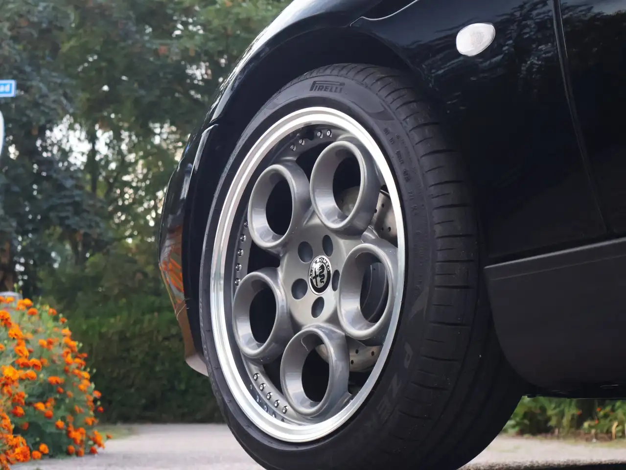 Alfa Romeo Spider 2.0-16V T.Spark 18"Teledials en Novitec, foto 6