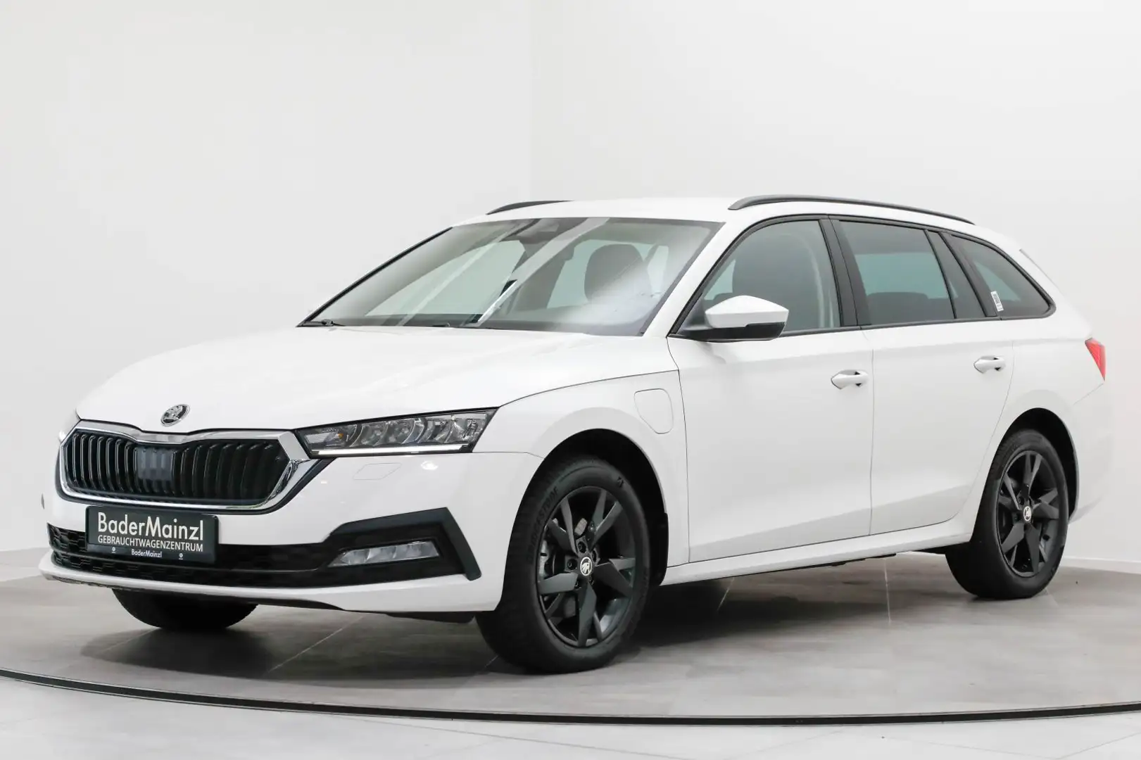 Skoda Octavia Combi 1.4 TSI iV DSG AHK Carplay Kamera Weiß - 2